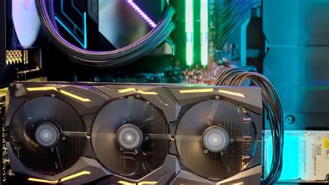 Should My GPU Fan Always Be Running: A Symphony of Silicon and Spinning Blades